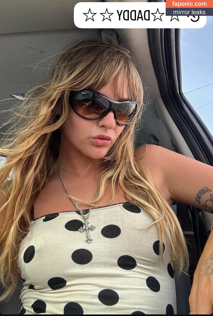 Victoria De Angelis